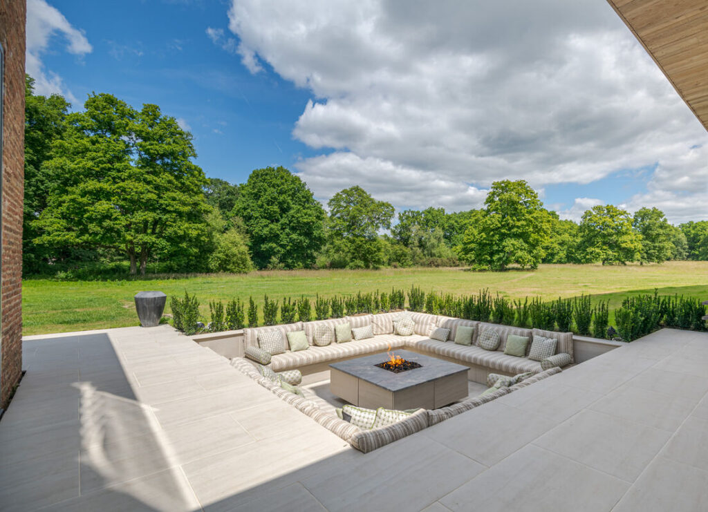 Fusion Wow Outdoor Seating Area