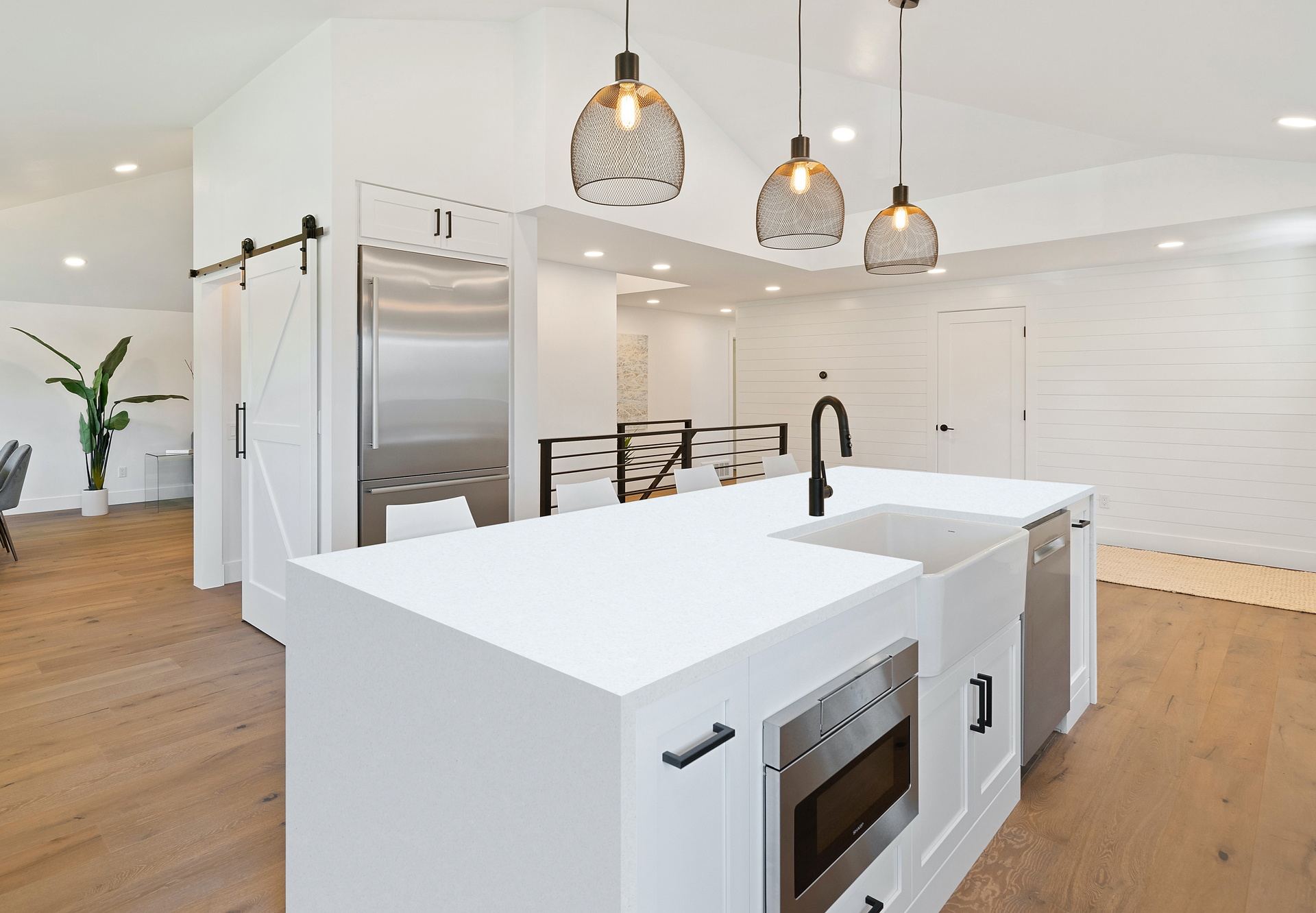 Quartz, Ice Storm by Classic Quartz - Image 2