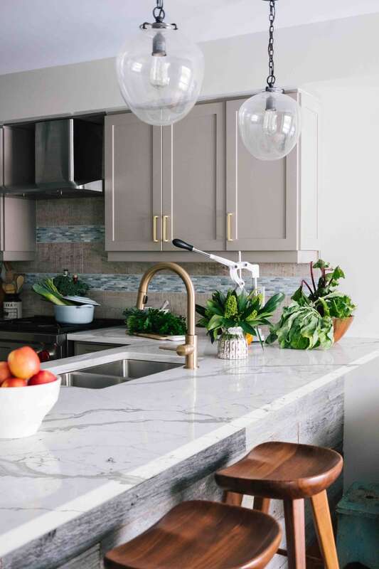 Quartz Calacatta Supreme Kitchen Worktop