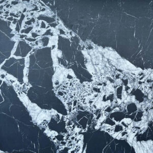 Grand Antique Porcelain